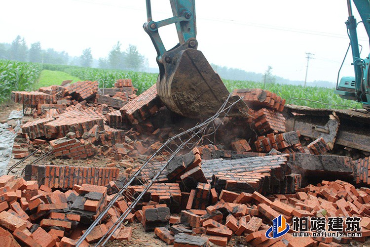 或?qū)ⅰ敖型！鞭r(nóng)村自建房，連翻修都不允許？現(xiàn)在答案已經(jīng)出來了