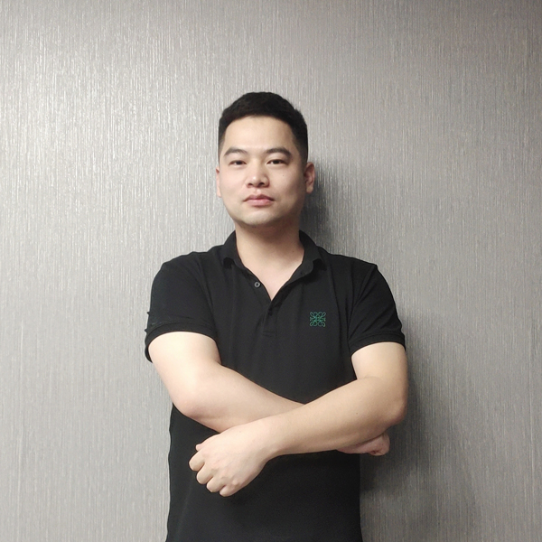 高級設(shè)計師-楊工